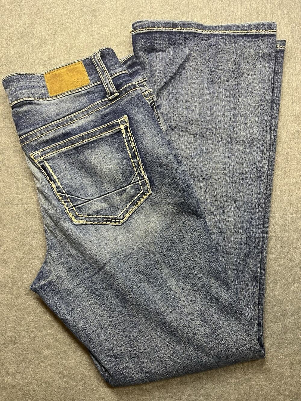 Daytrip Virgo Women’s 29R Bootcut Jeans Stretch Distressed Medium Wash READ